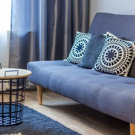 Quiet Old Town Hideout *