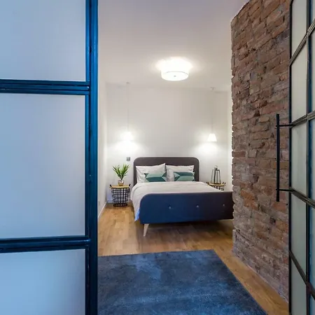 Quiet Old Town Hideout * Kaloşvar