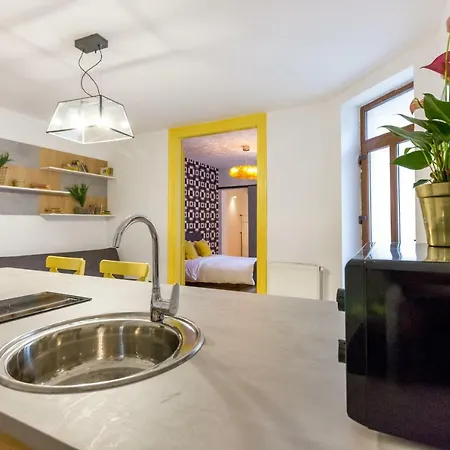 Quiet Old Town Hideout Apartamento *