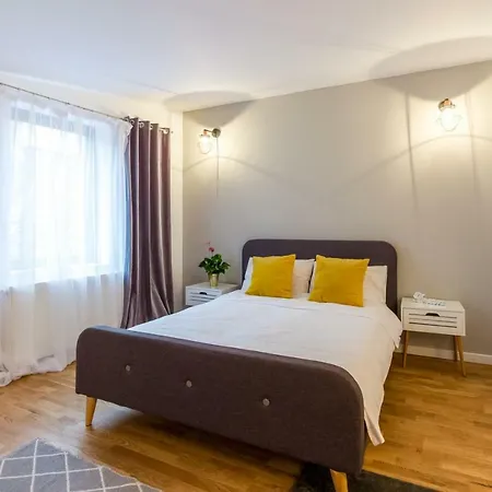 Quiet Old Town Hideout * Kaloşvar