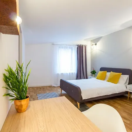 Quiet Old Town Hideout Appartement *