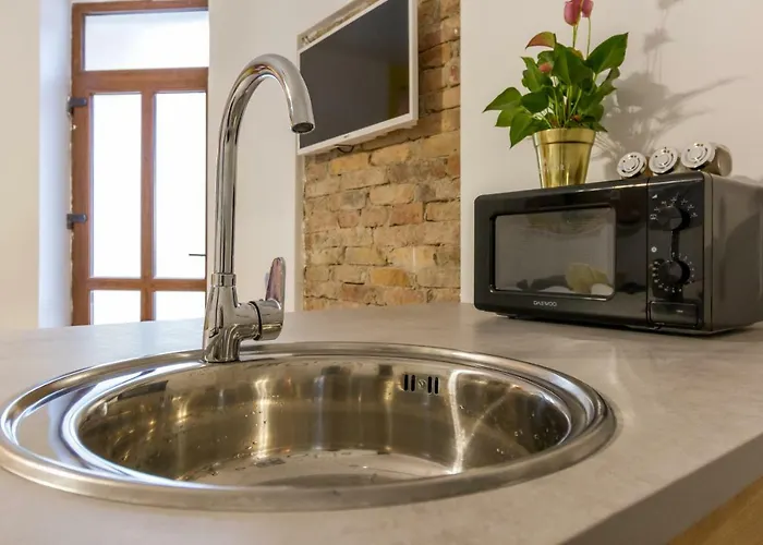 Quiet Old Town Hideout *