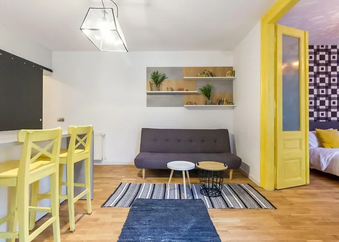 Quiet Old Town Hideout Apartman