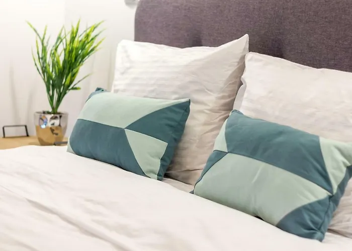 Quiet Old Town Hideout *