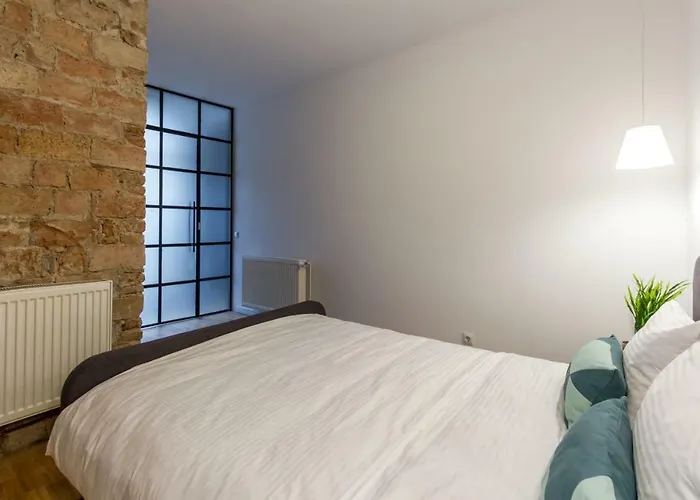 Quiet Old Town Hideout * Kaloşvar