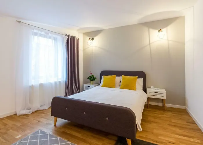 Quiet Old Town Hideout * Kaloşvar