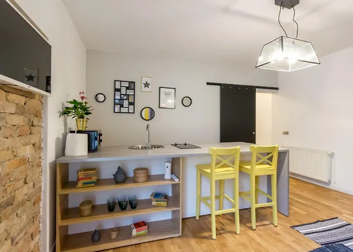 Apartman Quiet Old Town Hideout