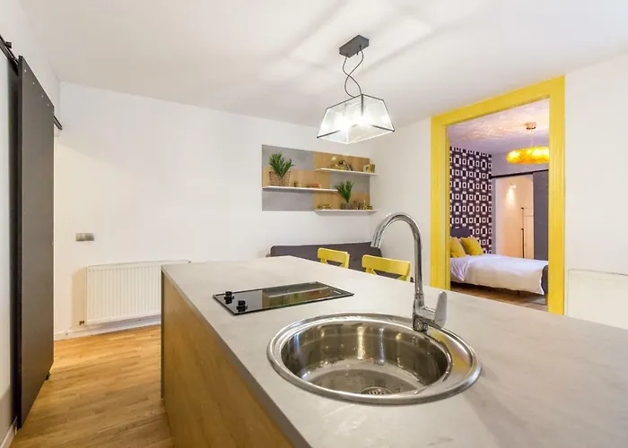 Apartman Quiet Old Town Hideout