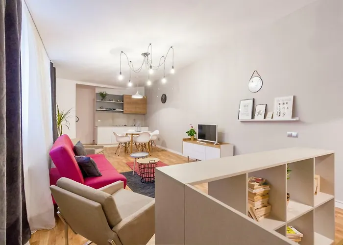 Quiet Old Town Hideout *